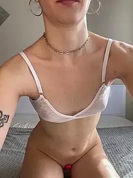 cutte_dora from StripChat