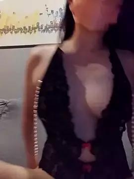 CuttieAsian1388 from StripChat