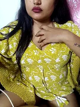 Cuty-Lina from StripChat is Freechat