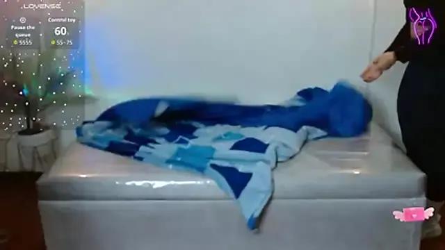 Dakota_Rouse_lx from StripChat is Freechat