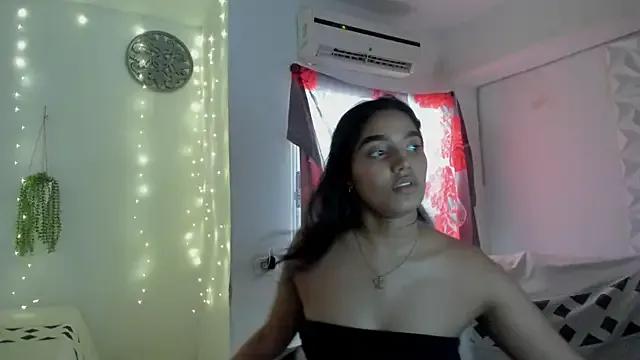Dakota_x18 from StripChat is Freechat