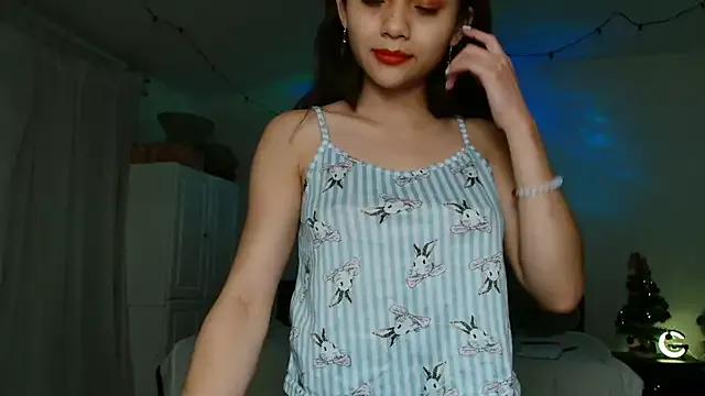Dama_Scarlata18 from StripChat