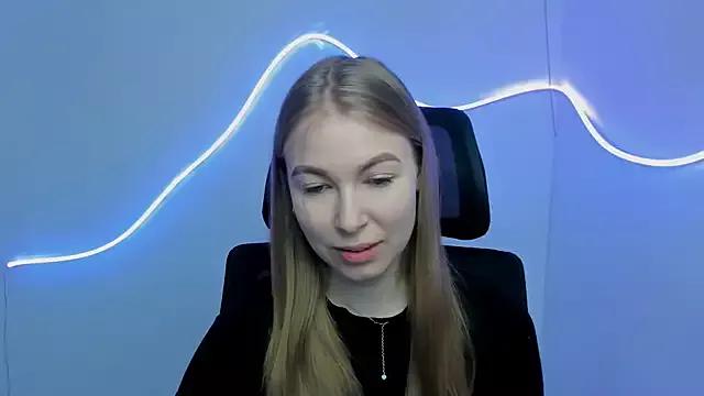 Dana_flowers from StripChat