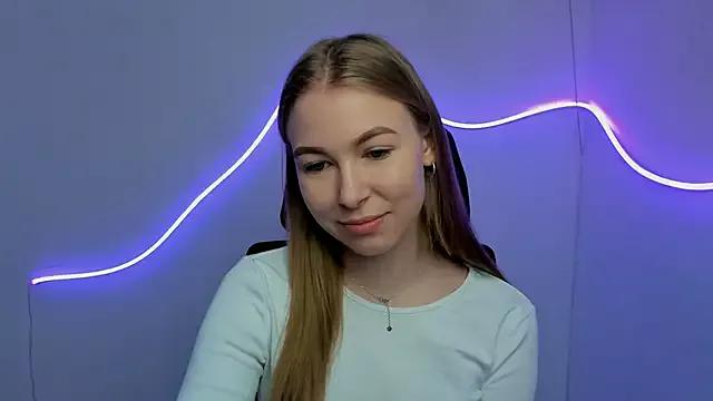 Dana_flowers from StripChat