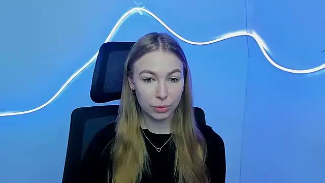 Dana_flowers from StripChat is Freechat