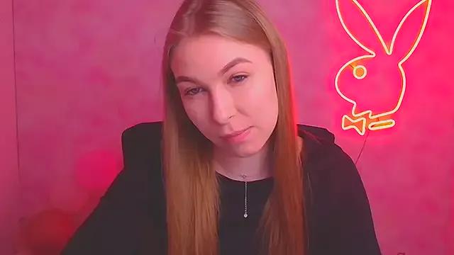 Dana_flowers from StripChat