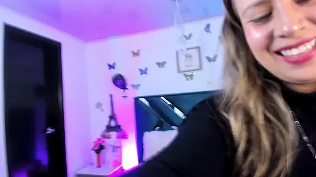 Dana_martinezz from StripChat