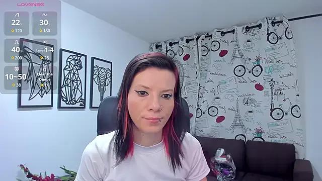 DanaaRey from StripChat