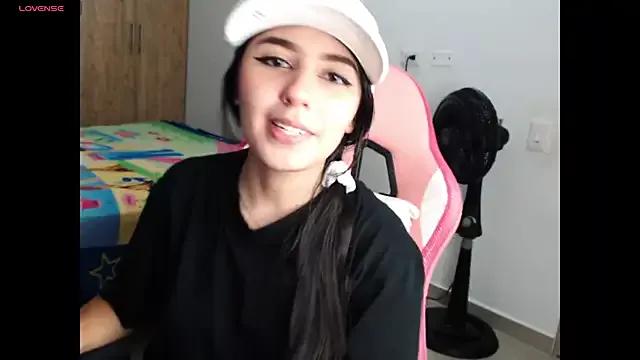 Danae_999 from StripChat