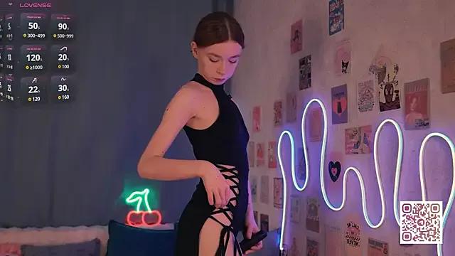 DanaMoore from StripChat