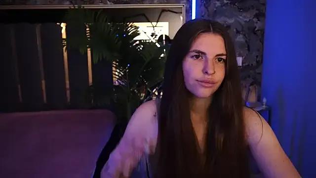 DanielaReign from StripChat is Freechat