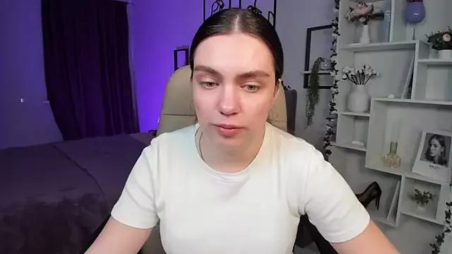 DaniellaLovely from StripChat is Freechat