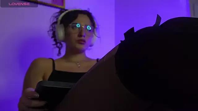 Dannaa_Lovs from StripChat