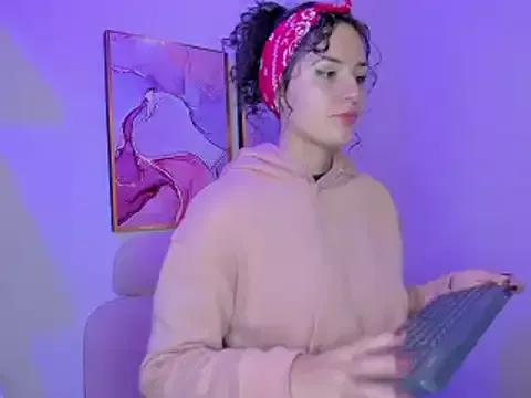 Dannaa_Lovs from StripChat