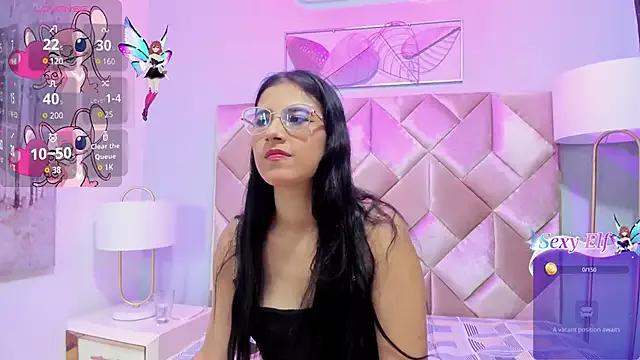 DanniaKross from StripChat is Freechat