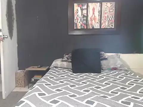 Dara-montenegro from StripChat is Freechat