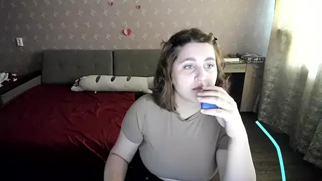 DarklineRose from StripChat is Freechat