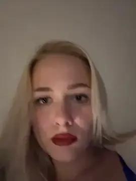 DaryaDoll from StripChat is Freechat