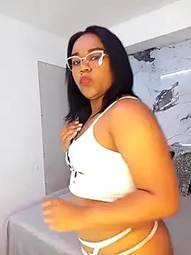DayanaaEvans from StripChat is Freechat