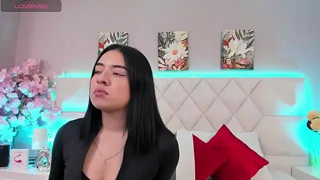 Dayanna_Rose from StripChat is Freechat