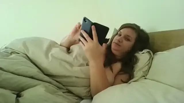 DebbyLolaxxx from StripChat