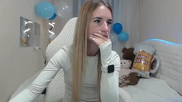 DeboraHorny from StripChat is Freechat