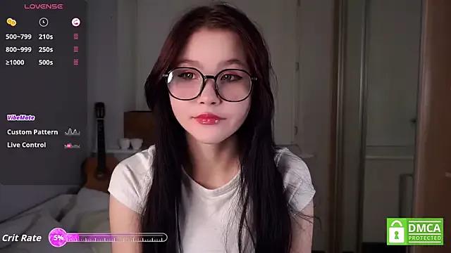 DelphaDivenere from StripChat is Freechat
