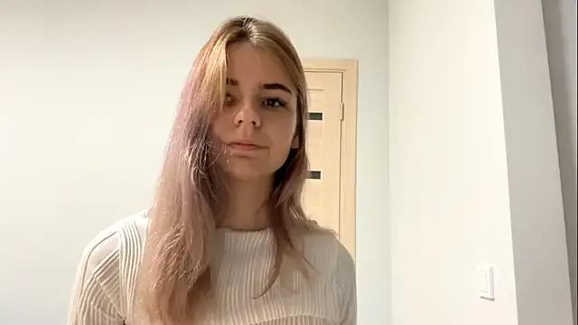 Denni_Spilber from StripChat is Freechat