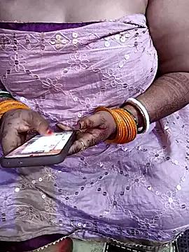 DesiNatkatBhabhi from StripChat is Freechat