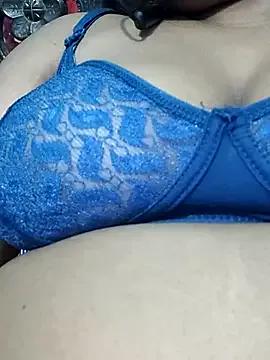 Desiteen21 from StripChat is Freechat