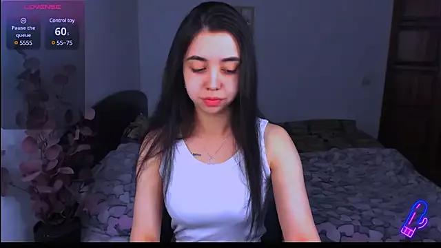 DilaraaMe from StripChat is Freechat