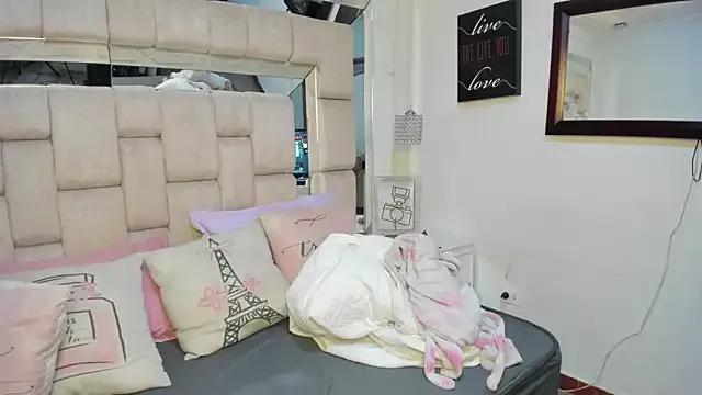 DirtyElizabethxx from StripChat is Freechat