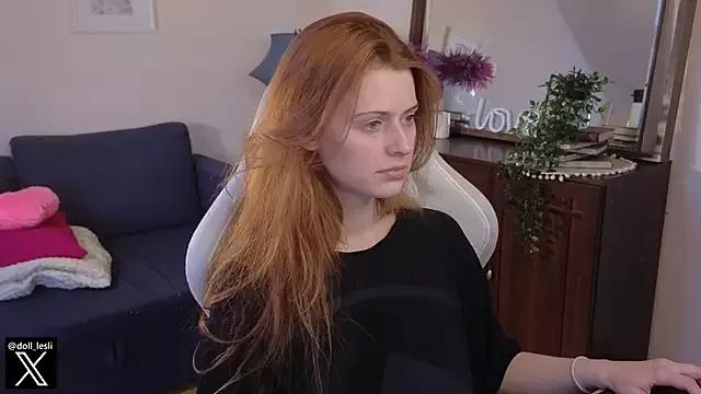 doll_lesli from StripChat