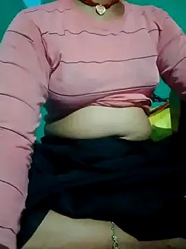 DOLLY-739 from StripChat is Freechat