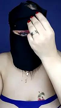 Dolly150 from StripChat is Freechat