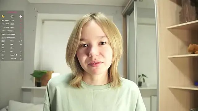 DollyAmrine on StripChat 