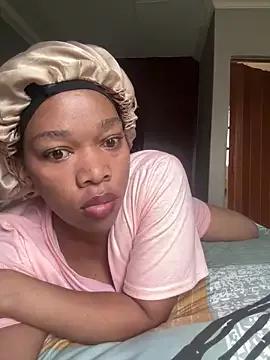DollyBre from StripChat