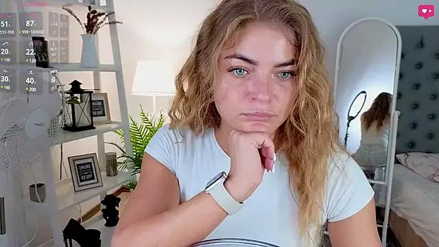 Donna_Sun from StripChat