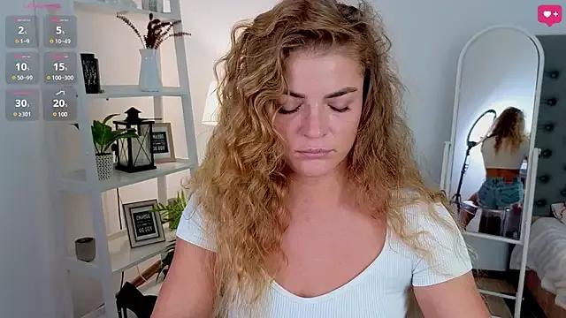 Donna_Sun from StripChat