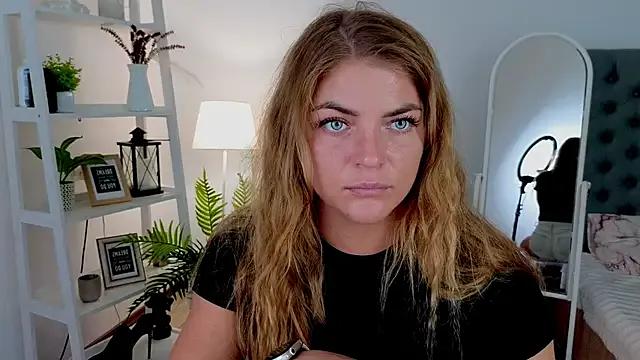 Donna_Sun from StripChat