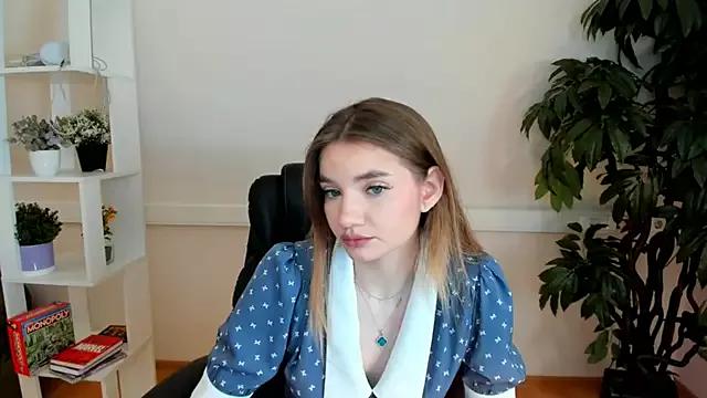 DonnaAndrews from StripChat is Freechat