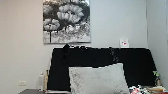 DonnaJoness from StripChat is Freechat