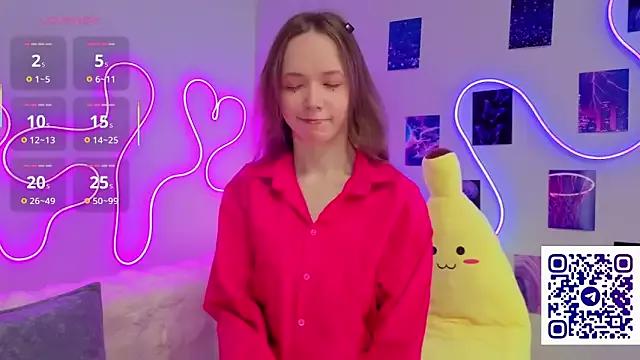 Dreamy_Polly from StripChat is Freechat