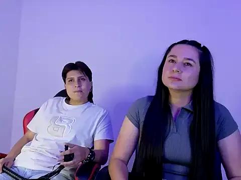 Dulce_fire from StripChat is Freechat