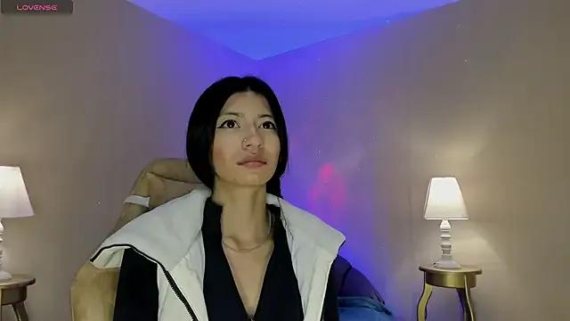 DulceDarling from StripChat is Freechat