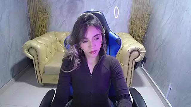 dulcemaria_a from StripChat is Freechat
