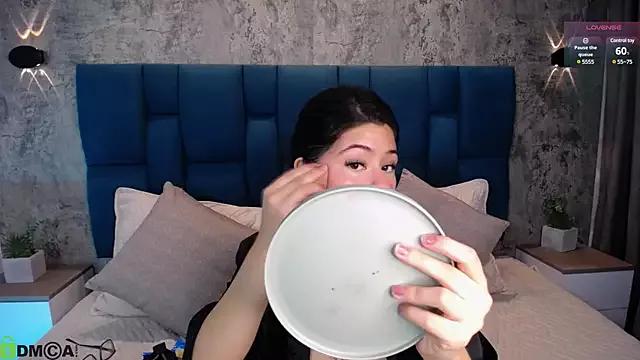 Dulcerose_01 from StripChat is Freechat