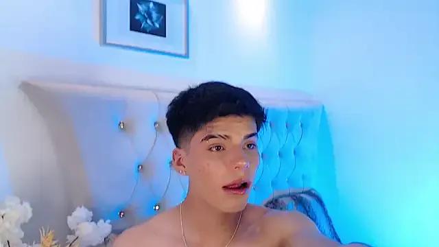 Dulcey_ from StripChat is Freechat