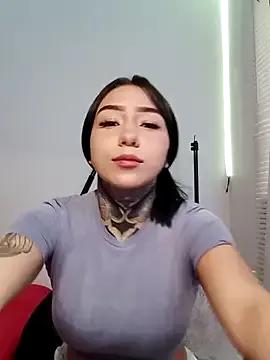 Dullcemariia_1s from StripChat is Freechat