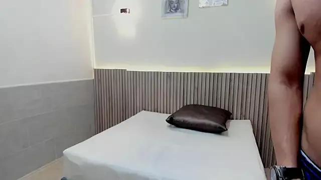 Dylan_floyd from StripChat is Freechat